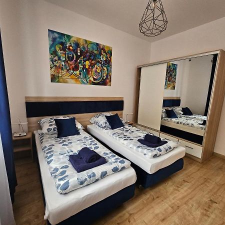 Apartamenty Koktajlove キェルツェ エクステリア 写真