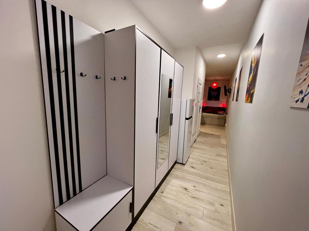 Apartamenty Koktajlove キェルツェ エクステリア 写真