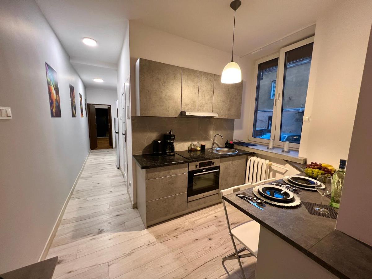 Apartamenty Koktajlove キェルツェ エクステリア 写真