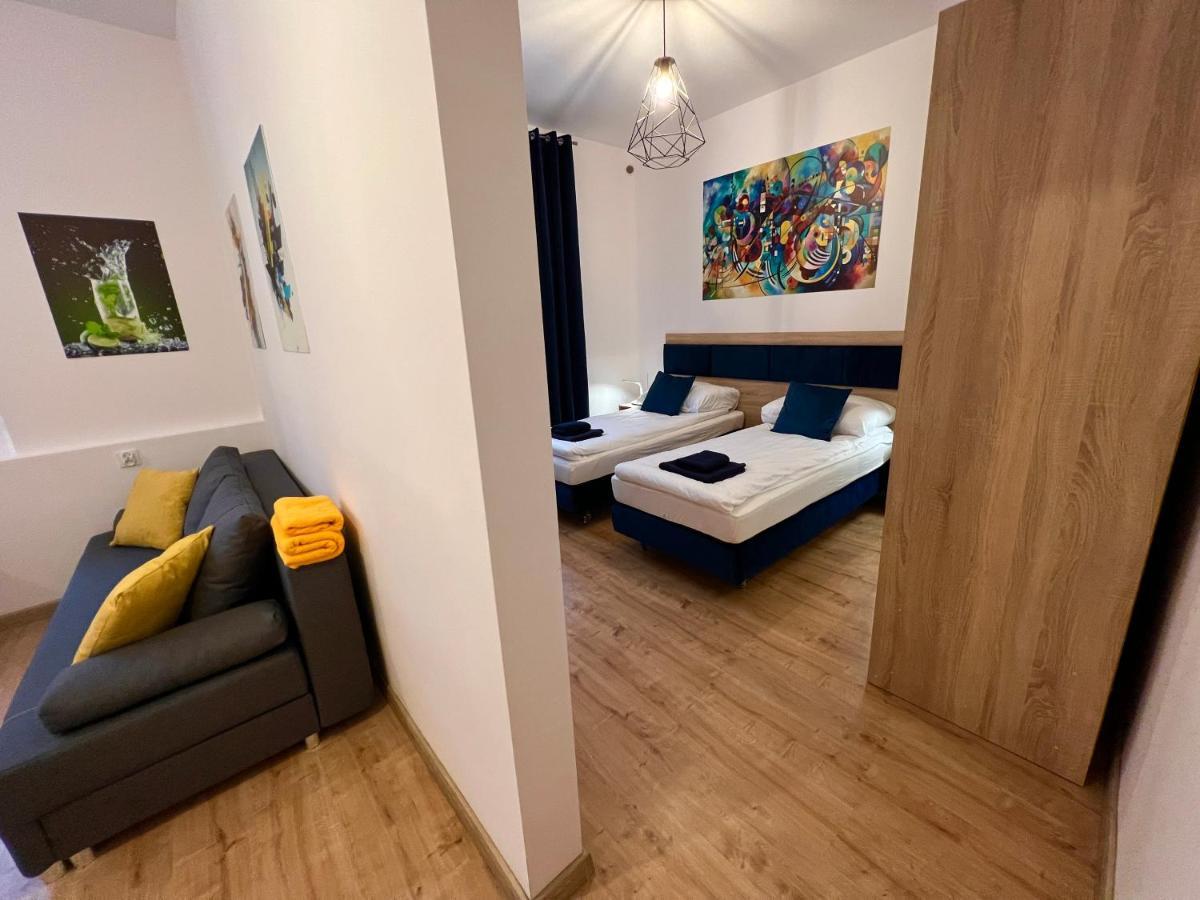Apartamenty Koktajlove キェルツェ エクステリア 写真