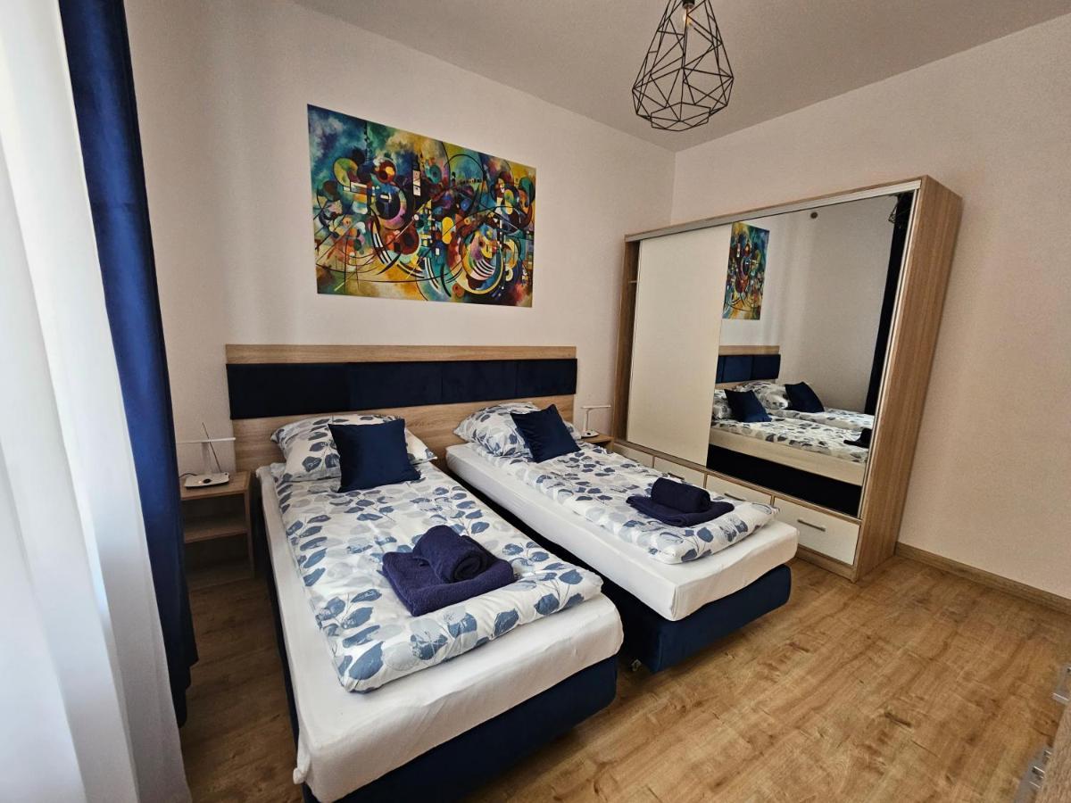 Apartamenty Koktajlove キェルツェ エクステリア 写真