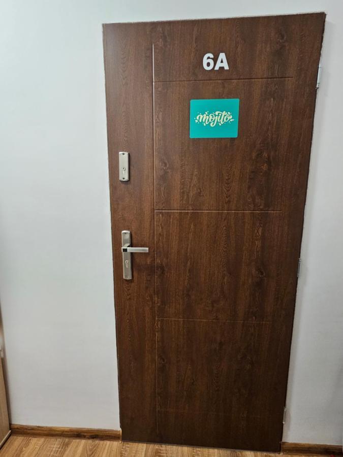 Apartamenty Koktajlove キェルツェ エクステリア 写真