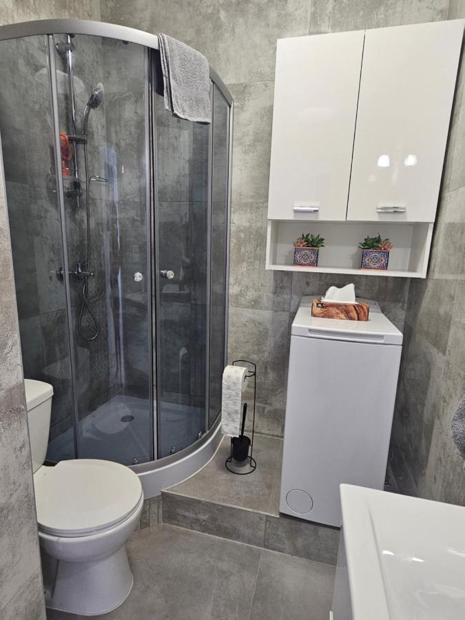 Apartamenty Koktajlove キェルツェ エクステリア 写真