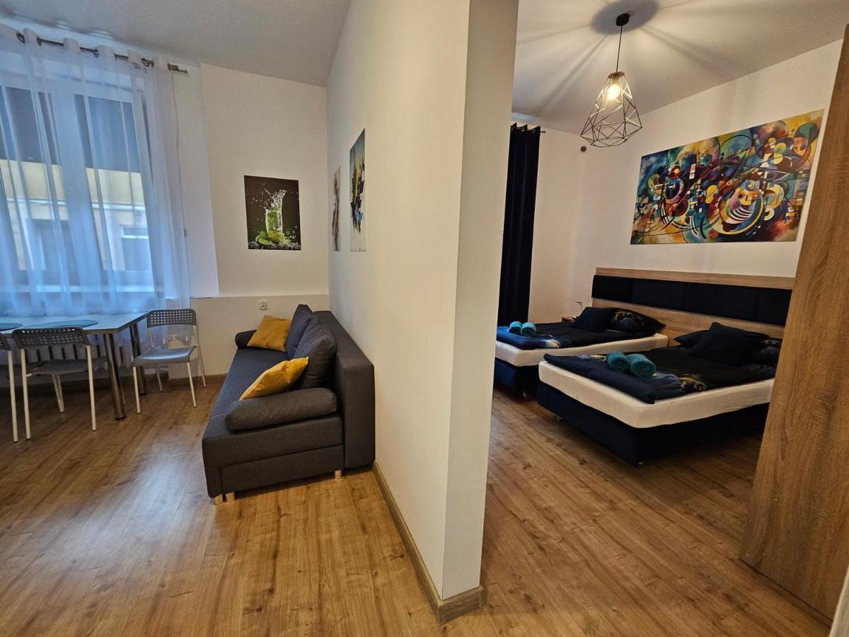 Apartamenty Koktajlove キェルツェ エクステリア 写真